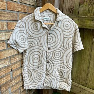 Men's Beige Swirl Pattern Casual Button Down Shirt
